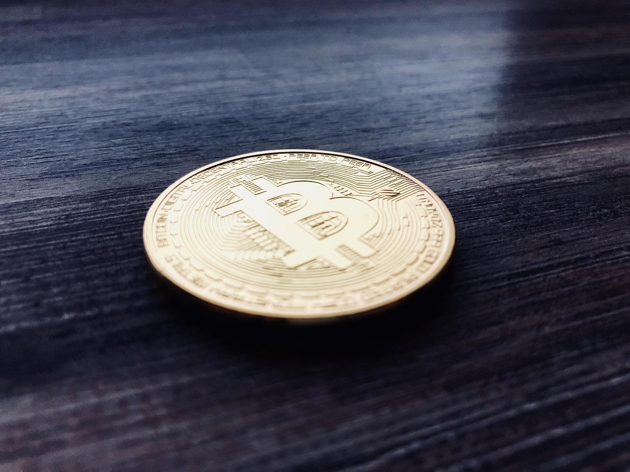 美国3月CPI下跌、联准会降息机率提高！但比特币、美股不涨反跌