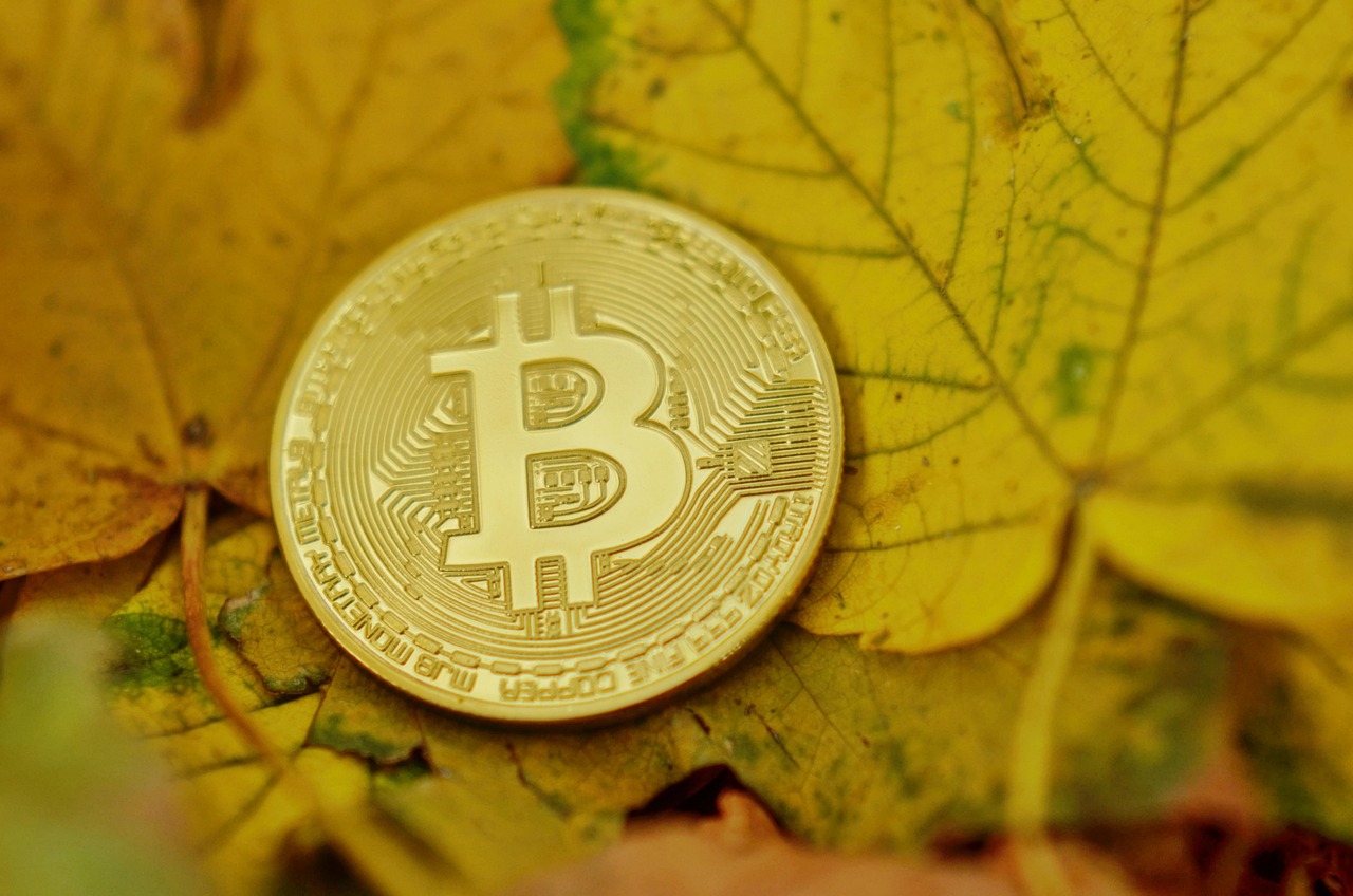 以太坊巨鲸投降！6.5万枚ETH做多仓位昨晚已近全数止损